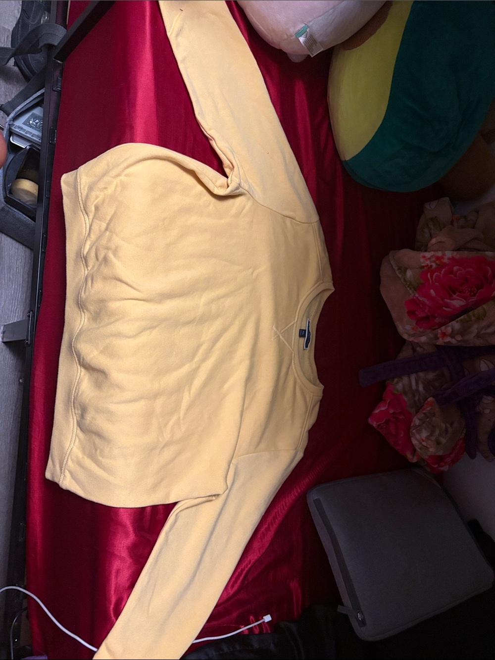 Karen Scott Pale Yellow Crewneck Sweatshirt